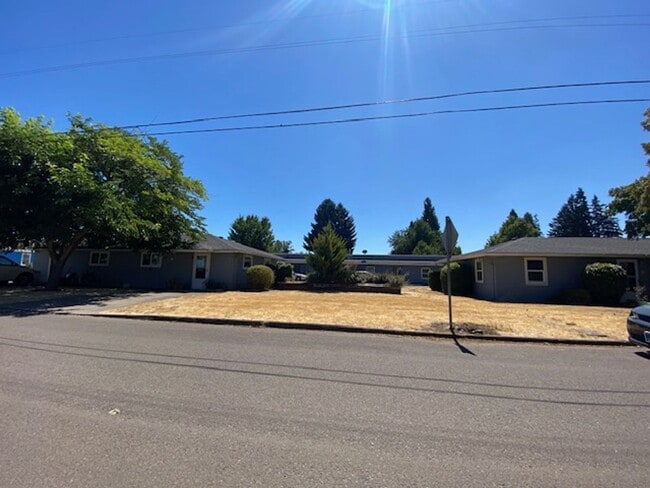 Photo - Freshly Updated Single Level One Bedroom Apartment With All Utilities Included! Unit 02
