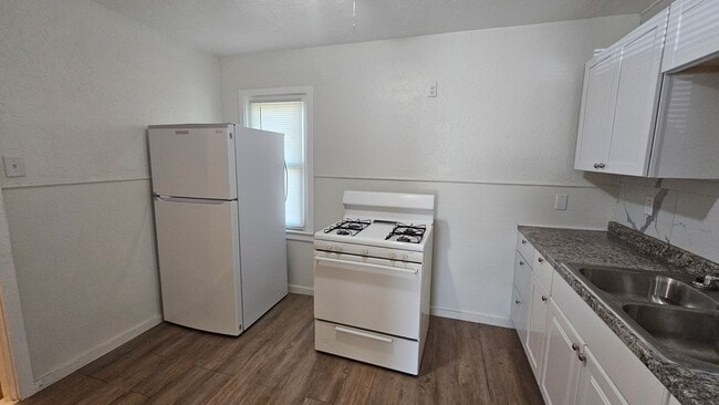 Photo - Beautiful Inside