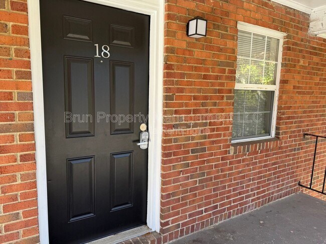 Photo - 5540 N Broadway St Unit 18