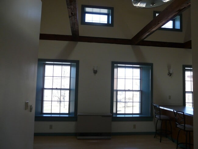 Photo - White Sulphur, LLC 165 Unit Apt. A - Studio