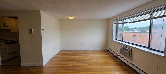Photo - 20 Riverside St Unit 3-3