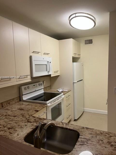 Building Photo - 10733 Cleary Blvd Unit 112