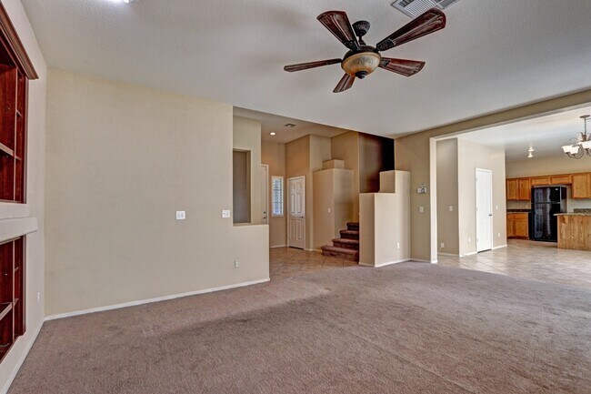 Photo - 2907 Crackling Leaves Ave