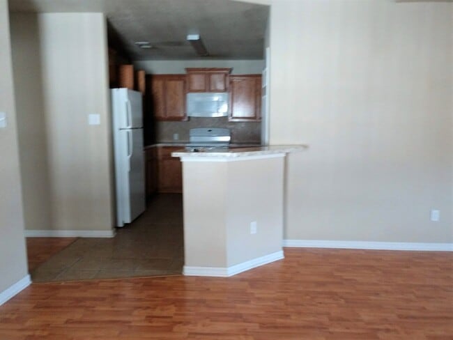 Photo - 3003 Baldwin Loop Unit A