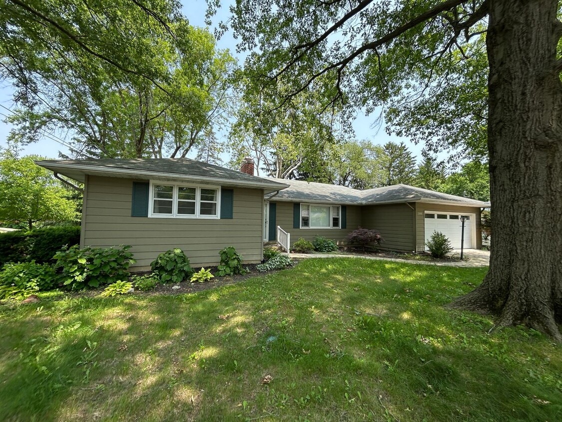West Lafayette Schools - 3 Bedroom Home Fo... - 3 Bedroom Home For Rent - Walking Distance...