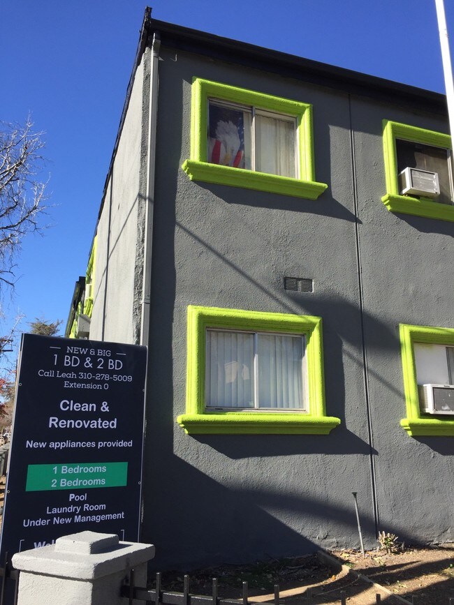 Photo - Sunnycrest Canoga