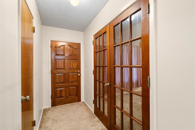 Photo - 424 W Nicholson St