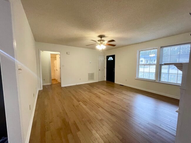 Photo - 5501 Heraldy Ct