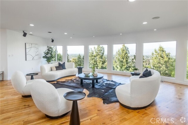 Building Photo - 3828 Alomar Dr Rental