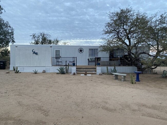 Building Photo - 3950 W Camino del Toro Unit B