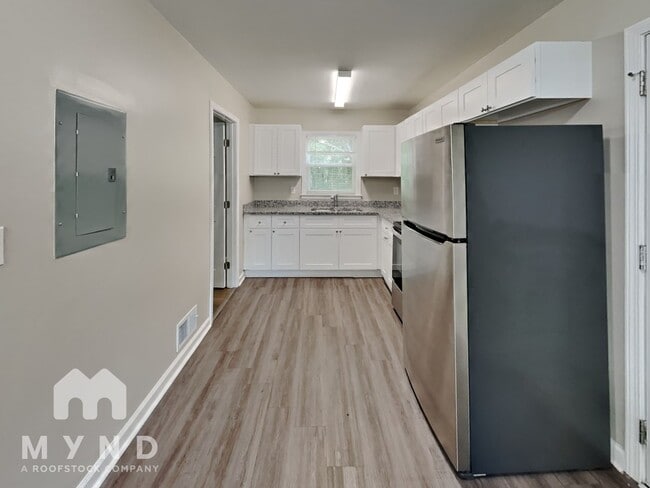 Photo - 2298 Brackett Rd