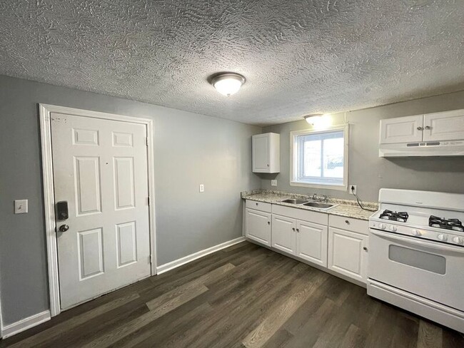 Photo - 245 Laurel St Condo Unit #1