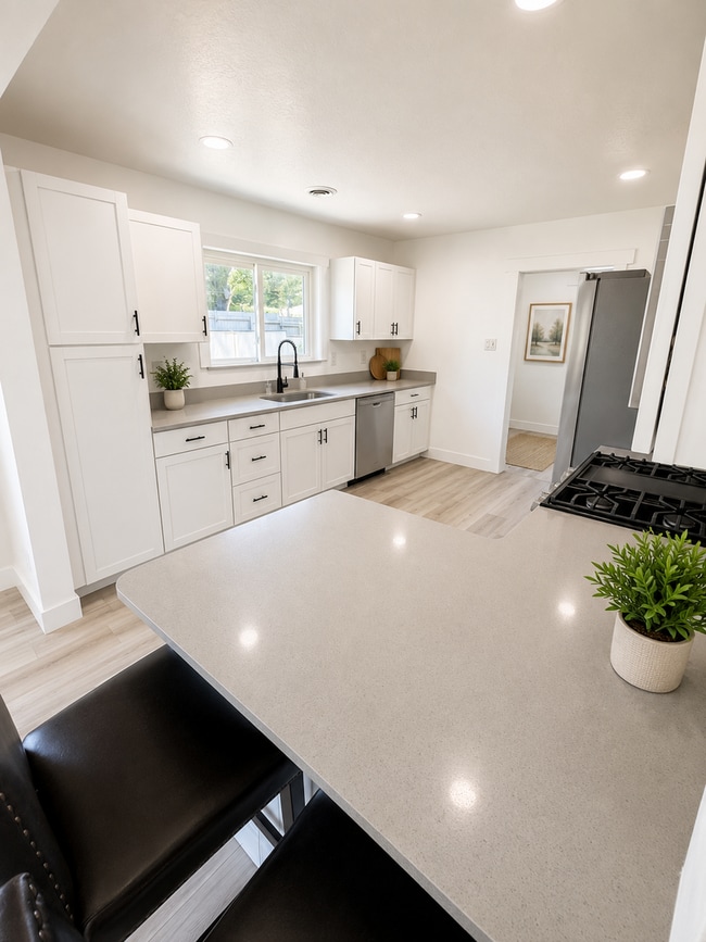 Photo - 2770 S 8560 W