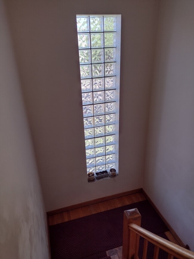 Top view of staircase - 5617 N Christiana Ave Unit 2