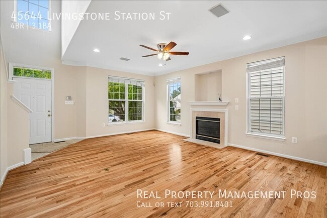 45644 Livingstone Station St