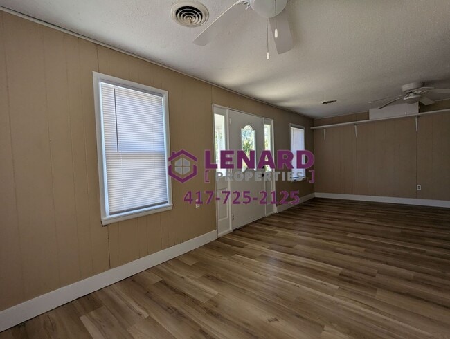 Photo - Charming 3 Bedroom House!