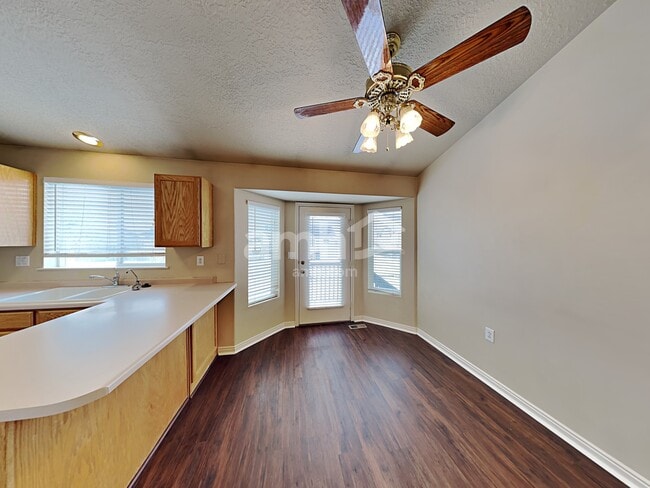 Photo - 2906 W 2075 S