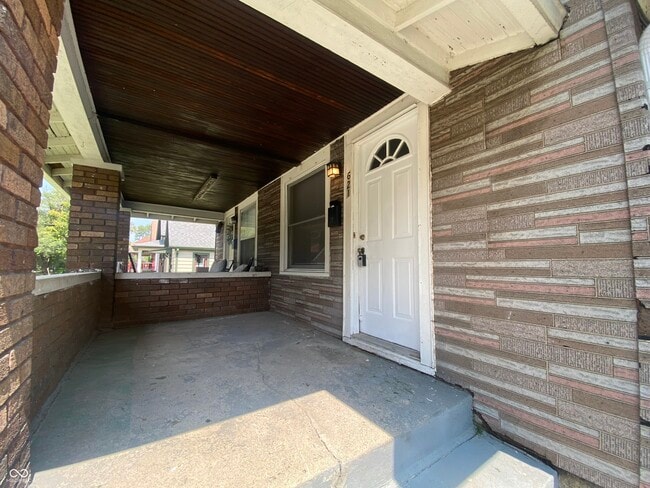 621 Tecumseh St