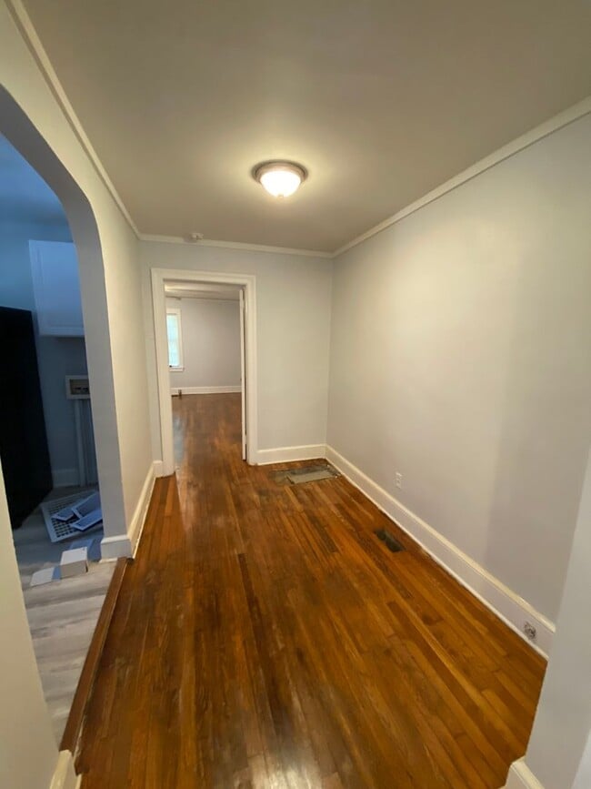Photo - Cambridge Cir 161 & 163 Unit 161