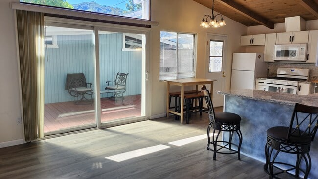 Photo - 650 E Foothill Blvd