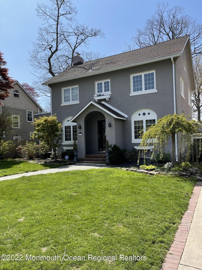Photo - 510 Blanchard Pkwy