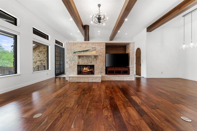 Photo - 2633 Collingwood Dr