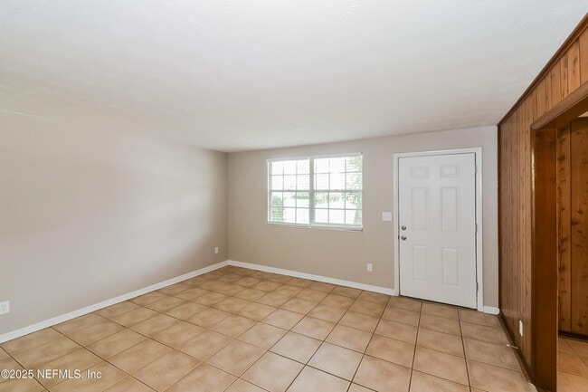 Photo - 10632 Pinholster Rd