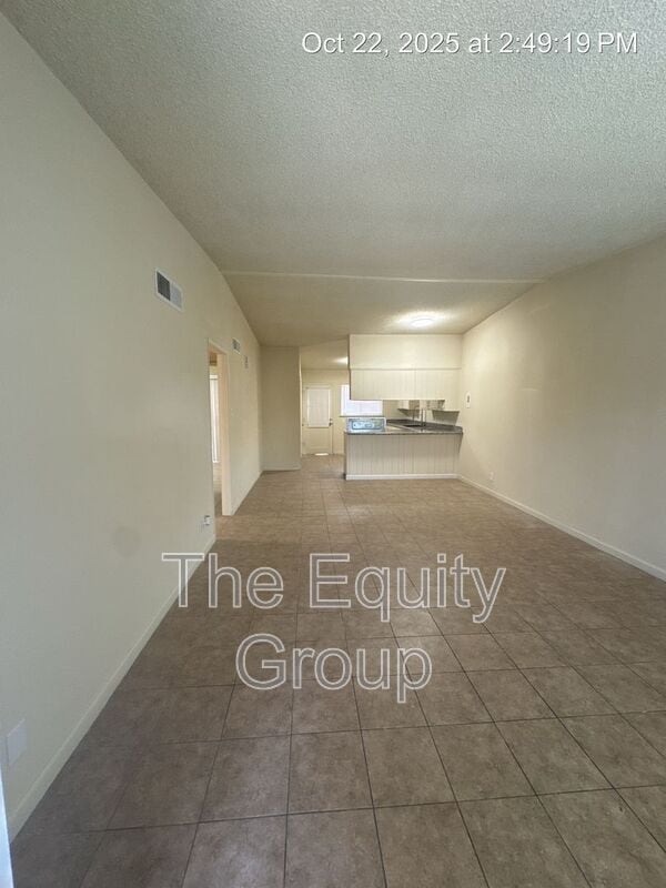 Photo - 1140 W Tulare Ave Unit C