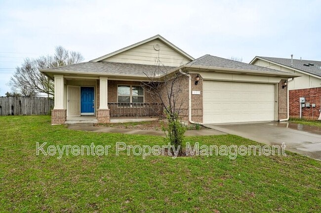 Building Photo - 13313 SW 2nd Terrace