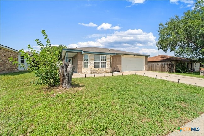 Photo - 303 Carly Dr