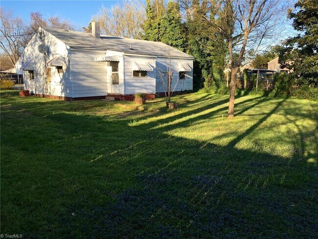 Photo - 3 Beds/1 Bath - COMING SOON!