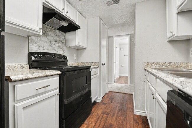 Photo - 3603 W Northgate Dr Unit 112