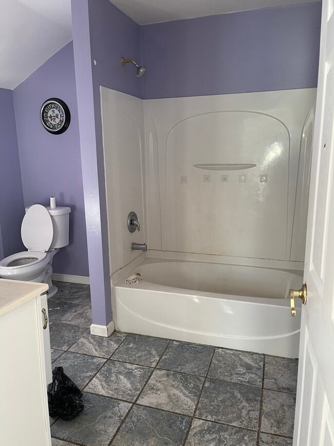 Photo - 55 Labelle Ave