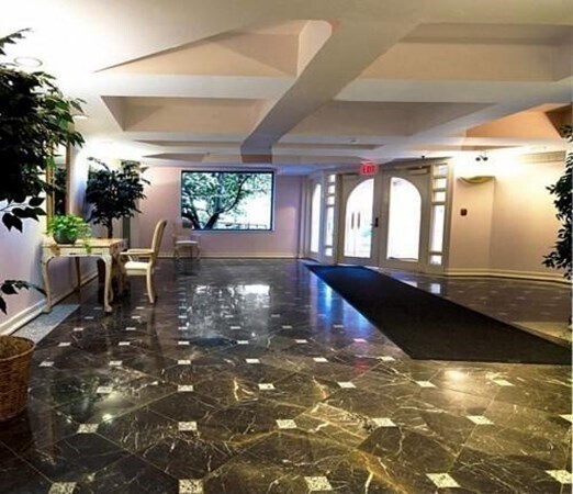 Photo - 1933 Commonwealth Ave Unit 610