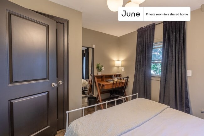 Photo - Room in Shared 6 bed/4 bath home Unit F