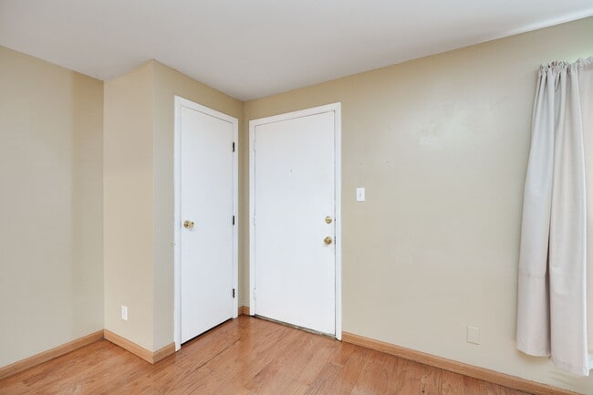 Photo - 1315 Rona Village Blvd