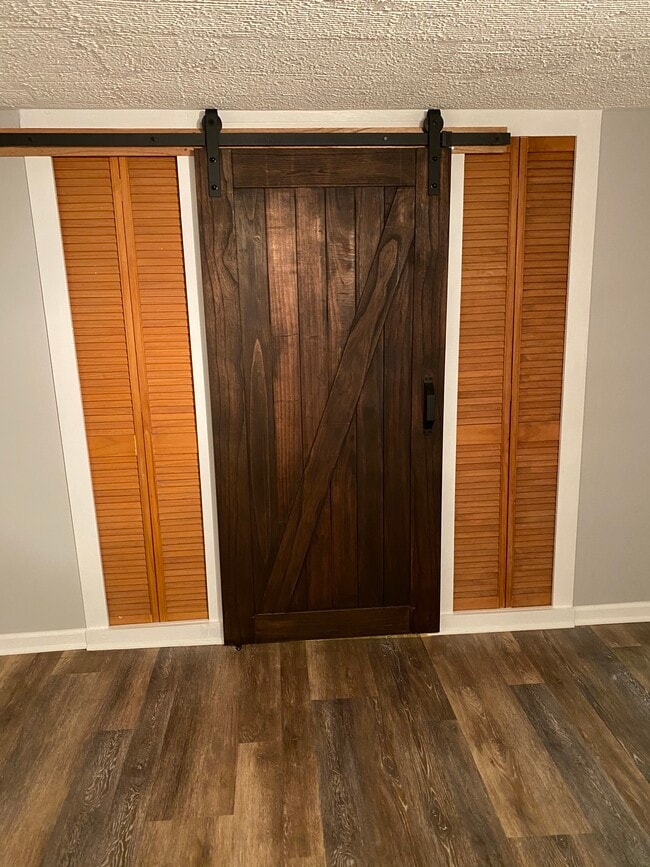 Photo - 5443 N St Louis Ave Unidad #G