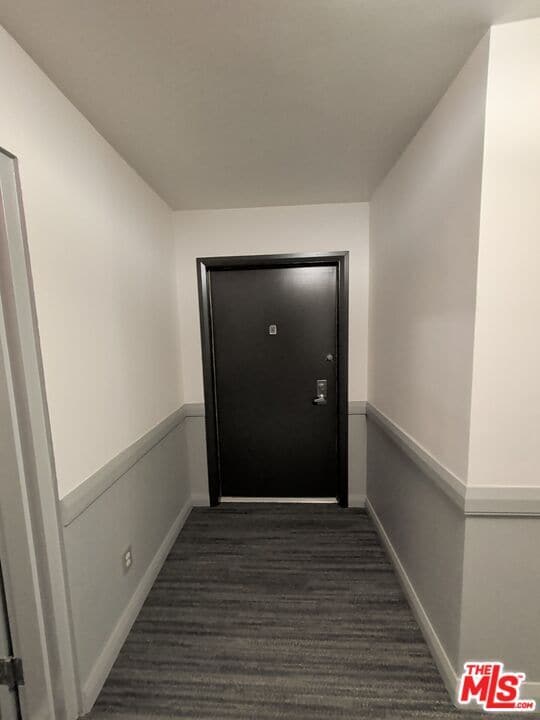 Building Photo - 415 Montana Ave Unit 203