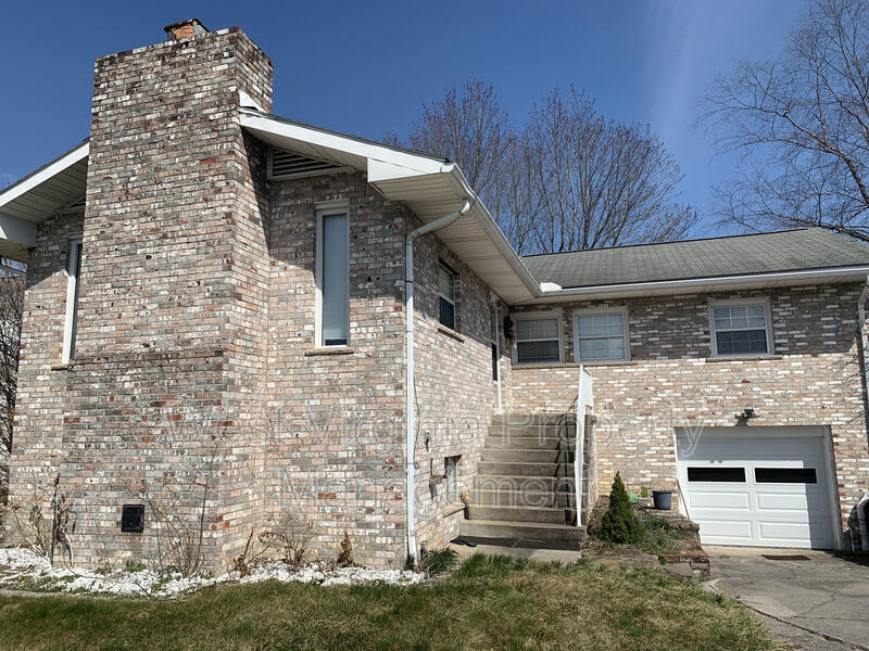 Photo - 126 Mankin Ave