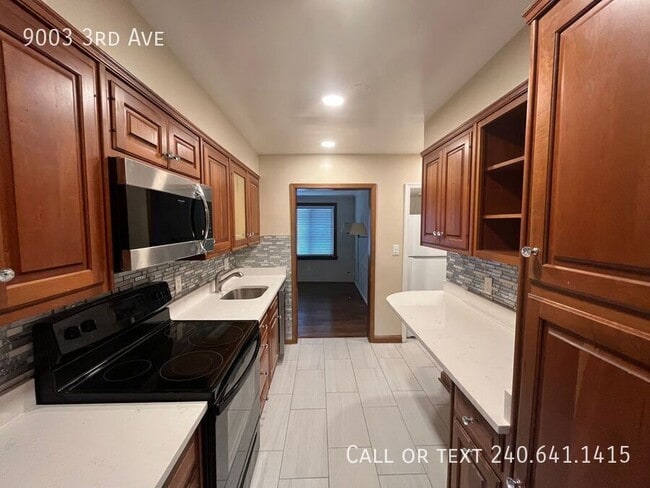 Photo - 9003 3rd Ave