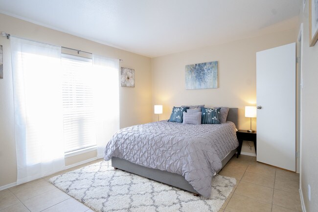 Hammerly Oaks Apartments For Rent in Houston, TX