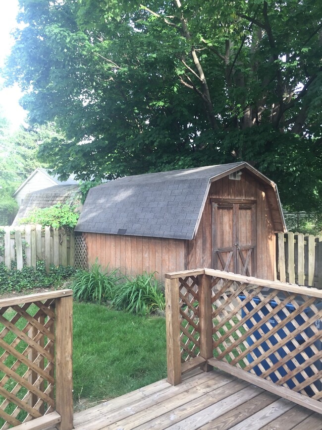 Photo - 871 Shadowrow Ave