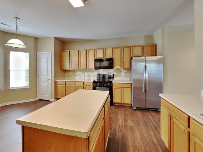 Photo - 10516 Meadow Crossing Ln