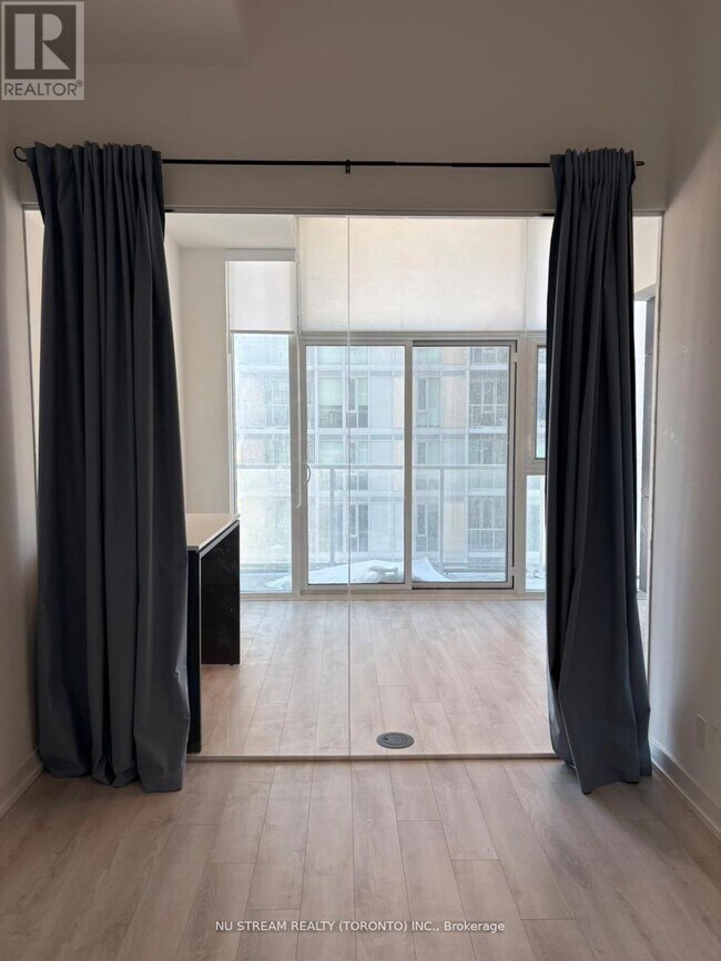 Photo - 33 Helendale Ave Unité 1202