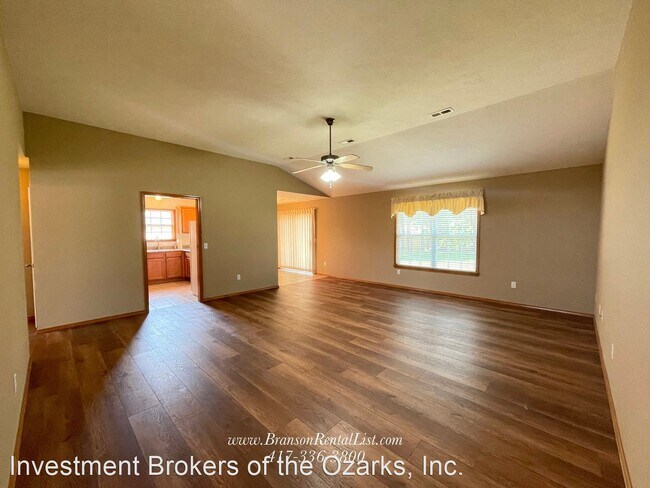 Photo - 3 br, 2 bath House - 126 Mesquite Drive