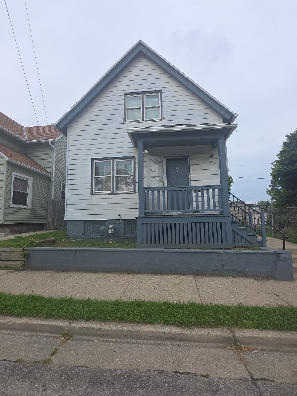 Building Photo - 2714 W Walnut St Rental