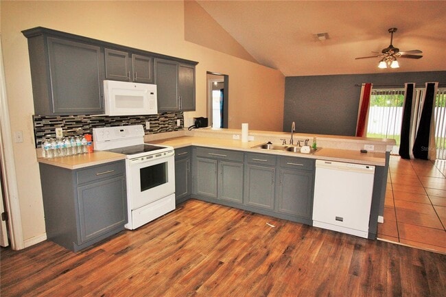 Photo - 222 Churchill Ct