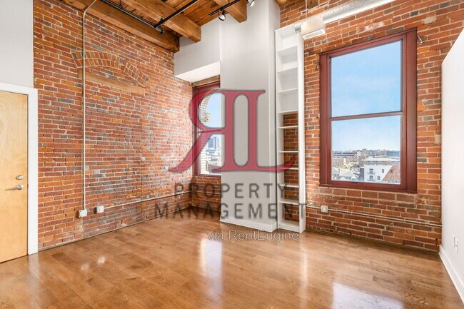 Photo - 150 E Main St Unit Apartment 601