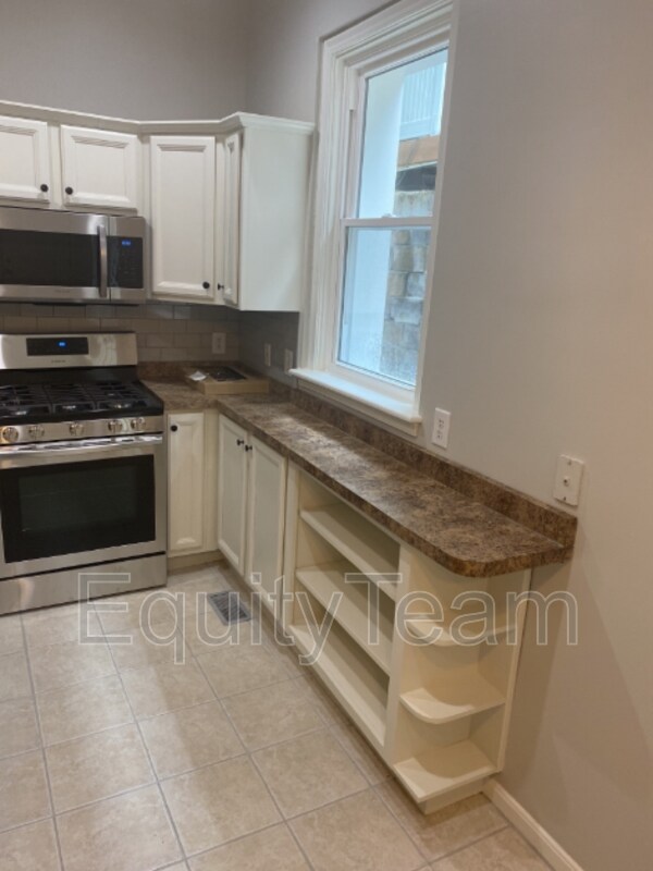 Photo - 568 Delta Ave Unit Delta 568 - 1