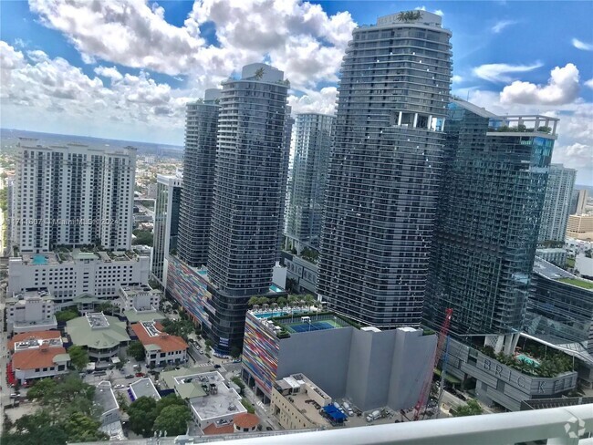 Building Photo - 951 Brickell Ave Unit 4107 Rental